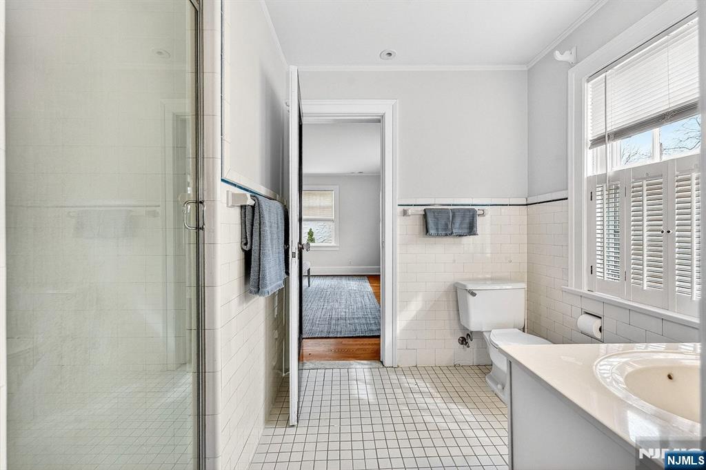 170 Christopher Street Montclair, NJ 07042 - Photo 21 of 46