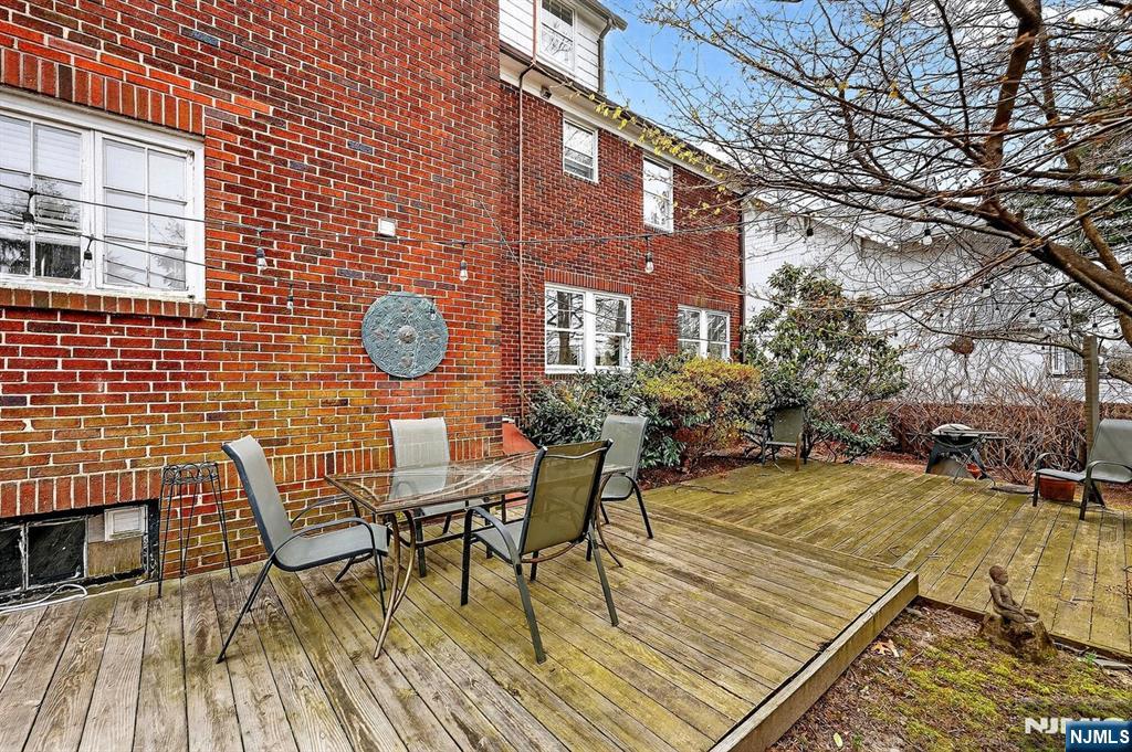 170 Christopher Street Montclair, NJ 07042 - Photo 37 of 46