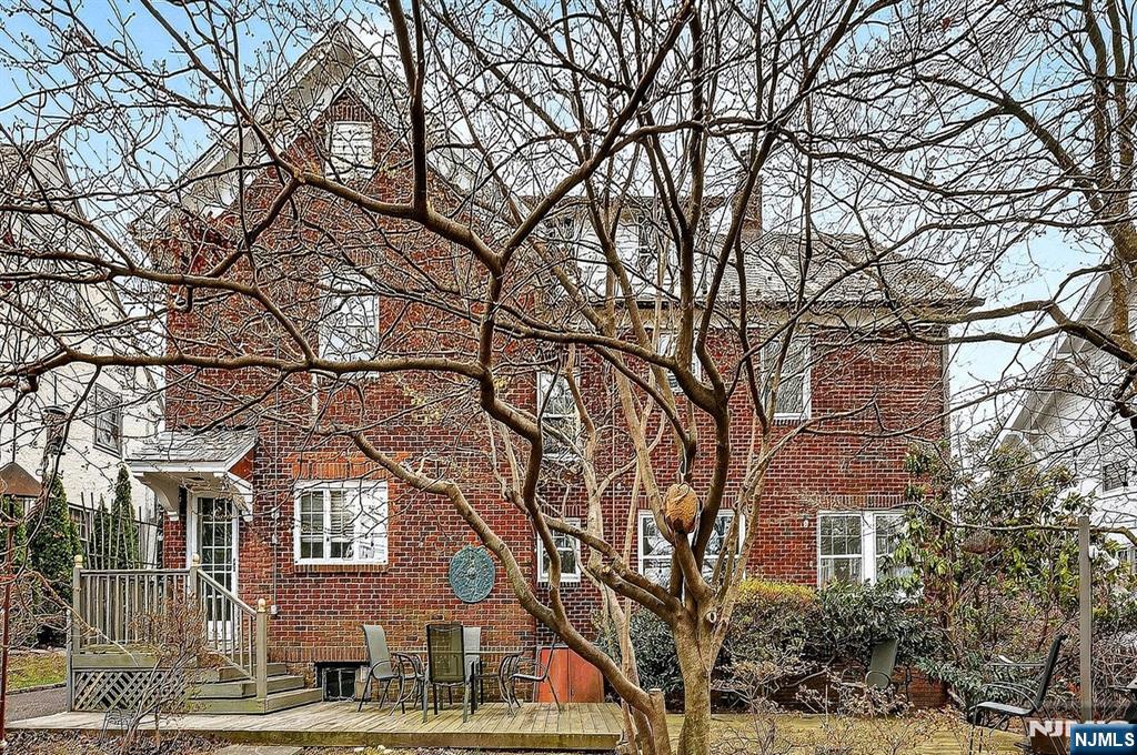 170 Christopher Street Montclair, NJ 07042 - Photo 38 of 46