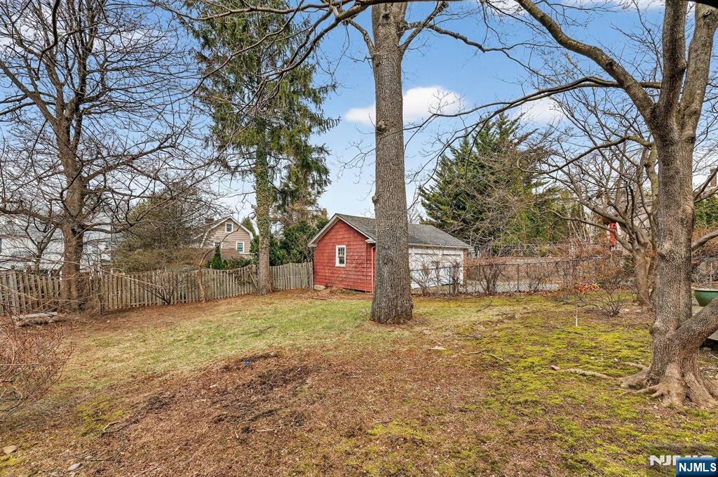 170 Christopher Street Montclair, NJ 07042 - Photo 40 of 46