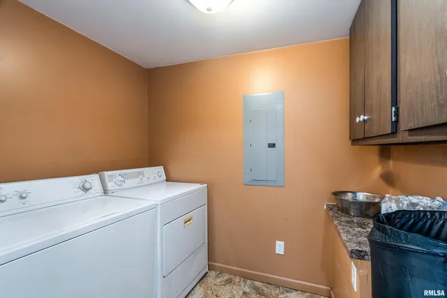 $109,900 | 308 North Washington Boulevard, West Frankfort, IL 62896