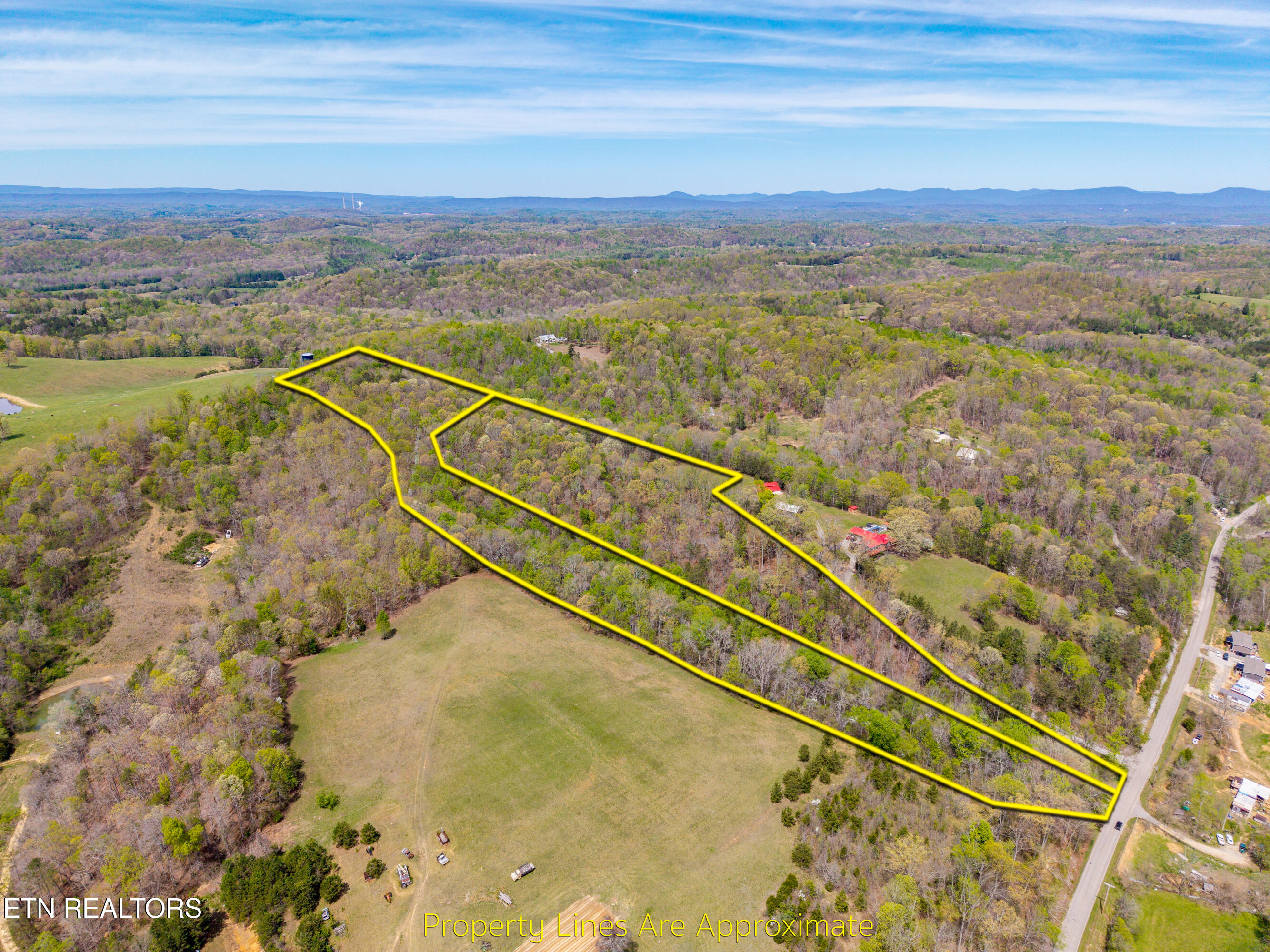 702 Dogwood Valley Road Kingston, TN 37763 - Photo 41 of 47 702DogwoodValleyRd-60
