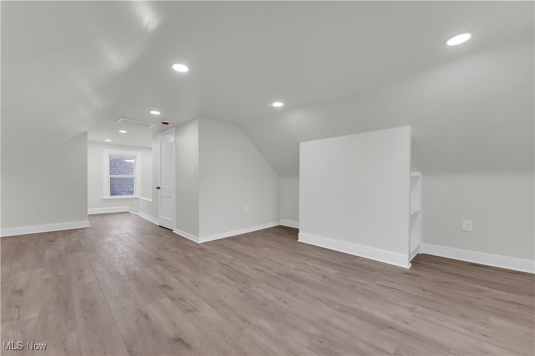 3295 Yorkshire Road Cleveland Heights, OH 44118 - Photo 21 of 49