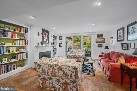 $350,000 | 30 Bouton Green Court, Baltimore, MD 21210