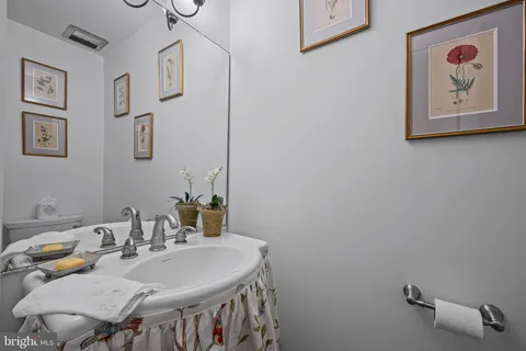 $350,000 | 30 Bouton Green Court, Baltimore, MD 21210