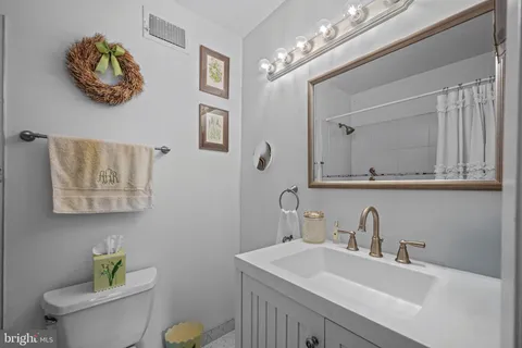 $350,000 | 30 Bouton Green Court, Baltimore, MD 21210