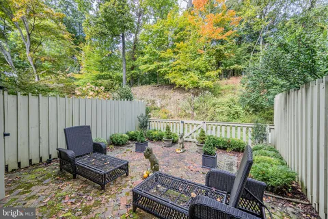 $350,000 | 30 Bouton Green Court, Baltimore, MD 21210