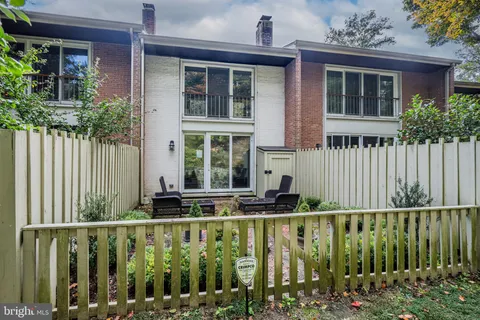$350,000 | 30 Bouton Green Court, Baltimore, MD 21210