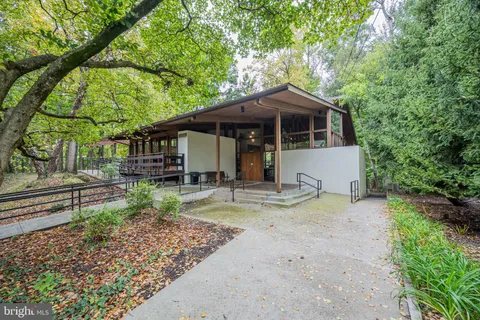 $350,000 | 30 Bouton Green Court, Baltimore, MD 21210