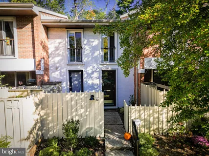 $350,000 | 30 Bouton Green Court, Baltimore, MD 21210