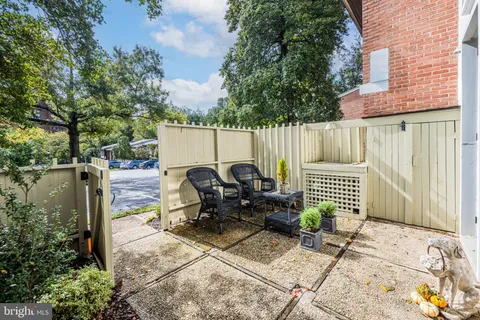 $350,000 | 30 Bouton Green Court, Baltimore, MD 21210