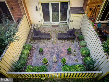 $350,000 | 30 Bouton Green Court, Baltimore, MD 21210