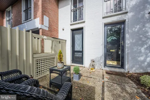 $350,000 | 30 Bouton Green Court, Baltimore, MD 21210