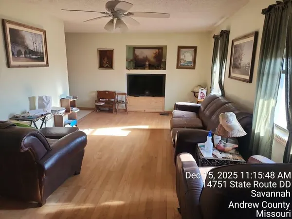 $250,000 | 14751 State Rte DD, Savannah, MO 64485