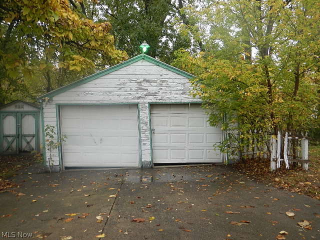 1581 Niles Road Southeast Warren, OH 44484 - Photo 8 of 10 Gallery Image 8