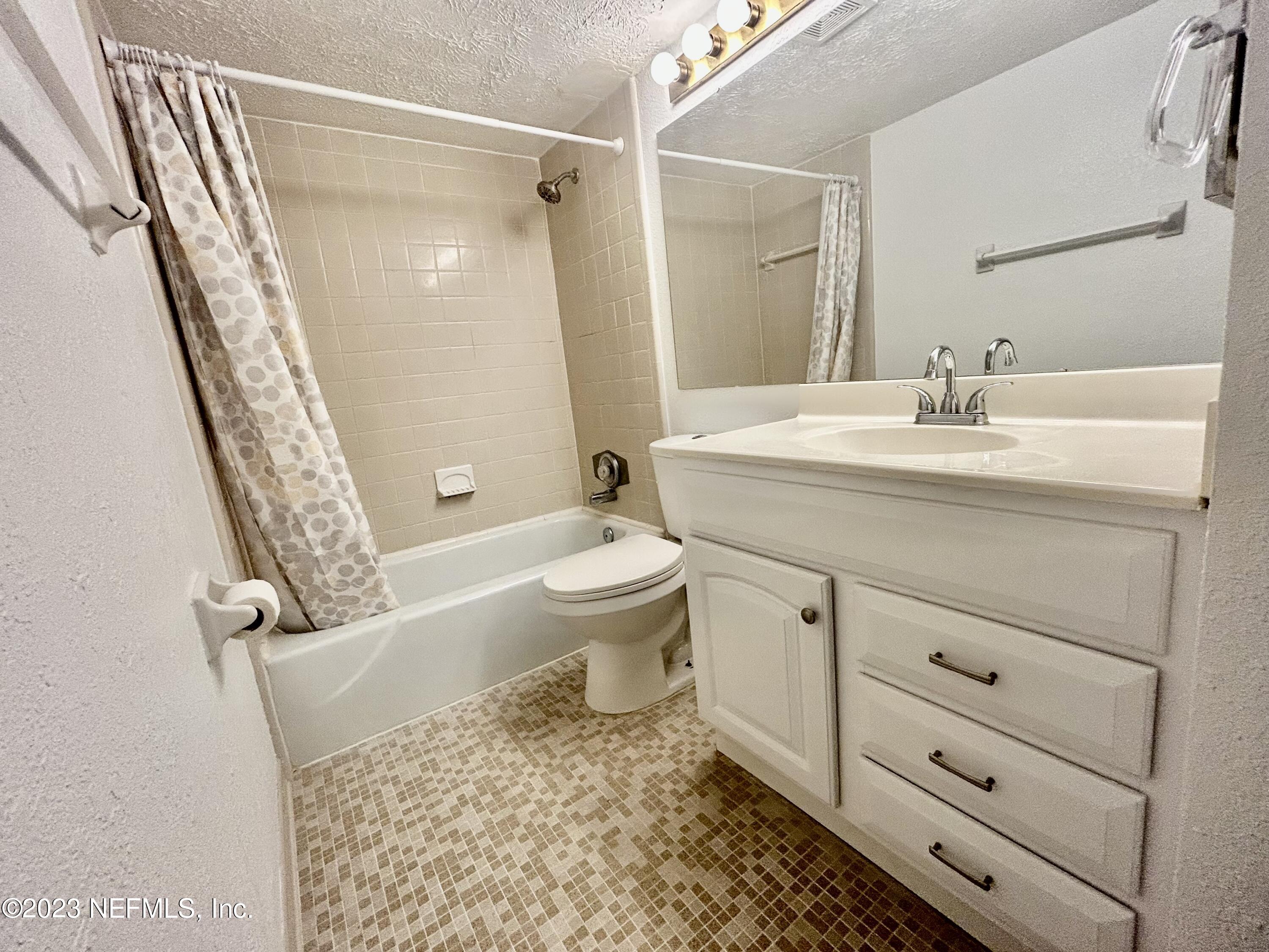 4915 Baymeadows Road, Unit 10A Jacksonville, FL 32217 - Photo 10 of 16 IMG_3569