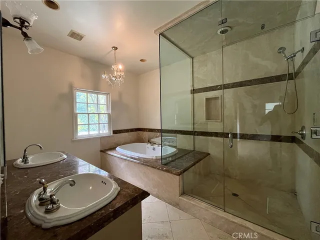 $8,495 | 4539 Hayvenhurst Avenue, Encino, CA 91436