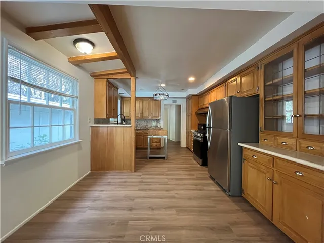 $8,495 | 4539 Hayvenhurst Avenue, Encino, CA 91436