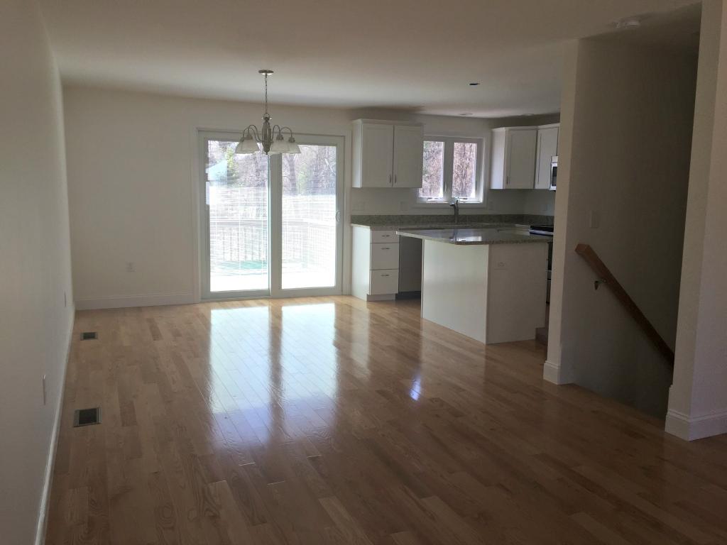 20 Pond Road Derry, NH 03038 - Photo 2 of 14