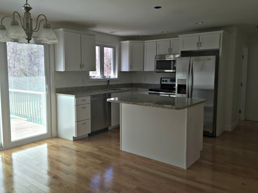 20 Pond Road Derry, NH 03038 - Photo 3 of 14