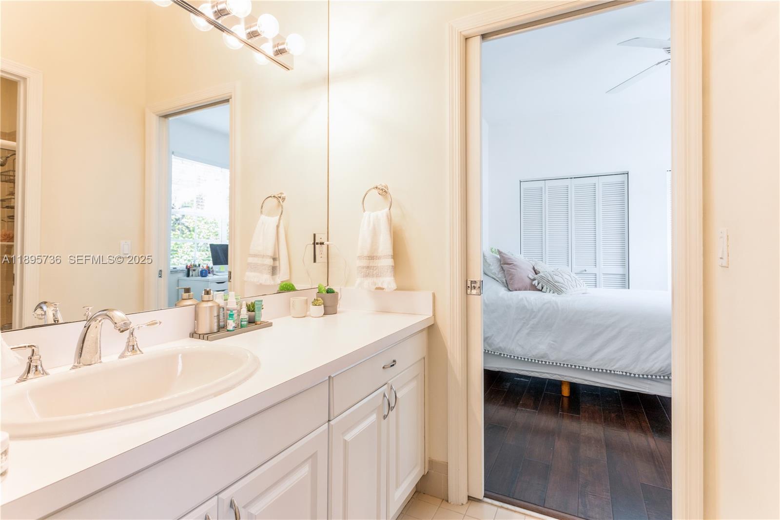 5774 Southwest 76th Terrace South Miami, FL 33143 - Photo 31 of 38 Jack and Jill Bathroom