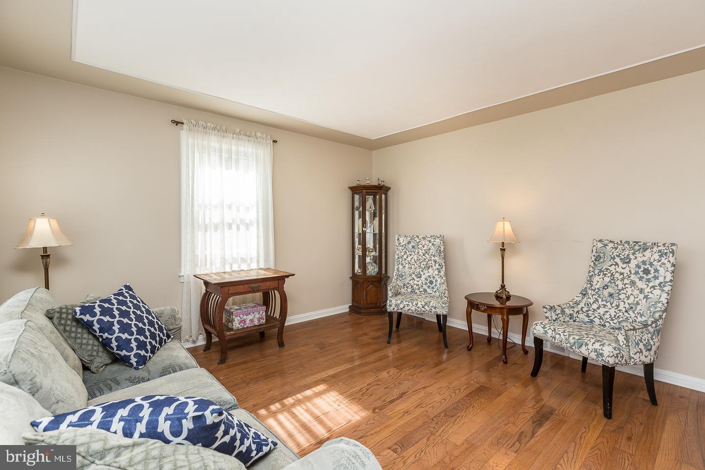 428 Lawrence Road Havertown, PA 19083 - Photo 12 of 37