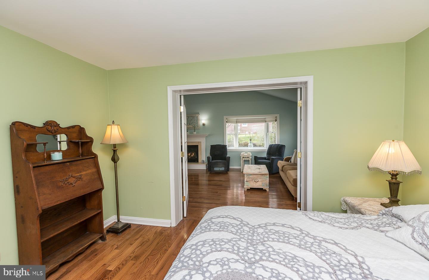 428 Lawrence Road Havertown, PA 19083 - Photo 22 of 37