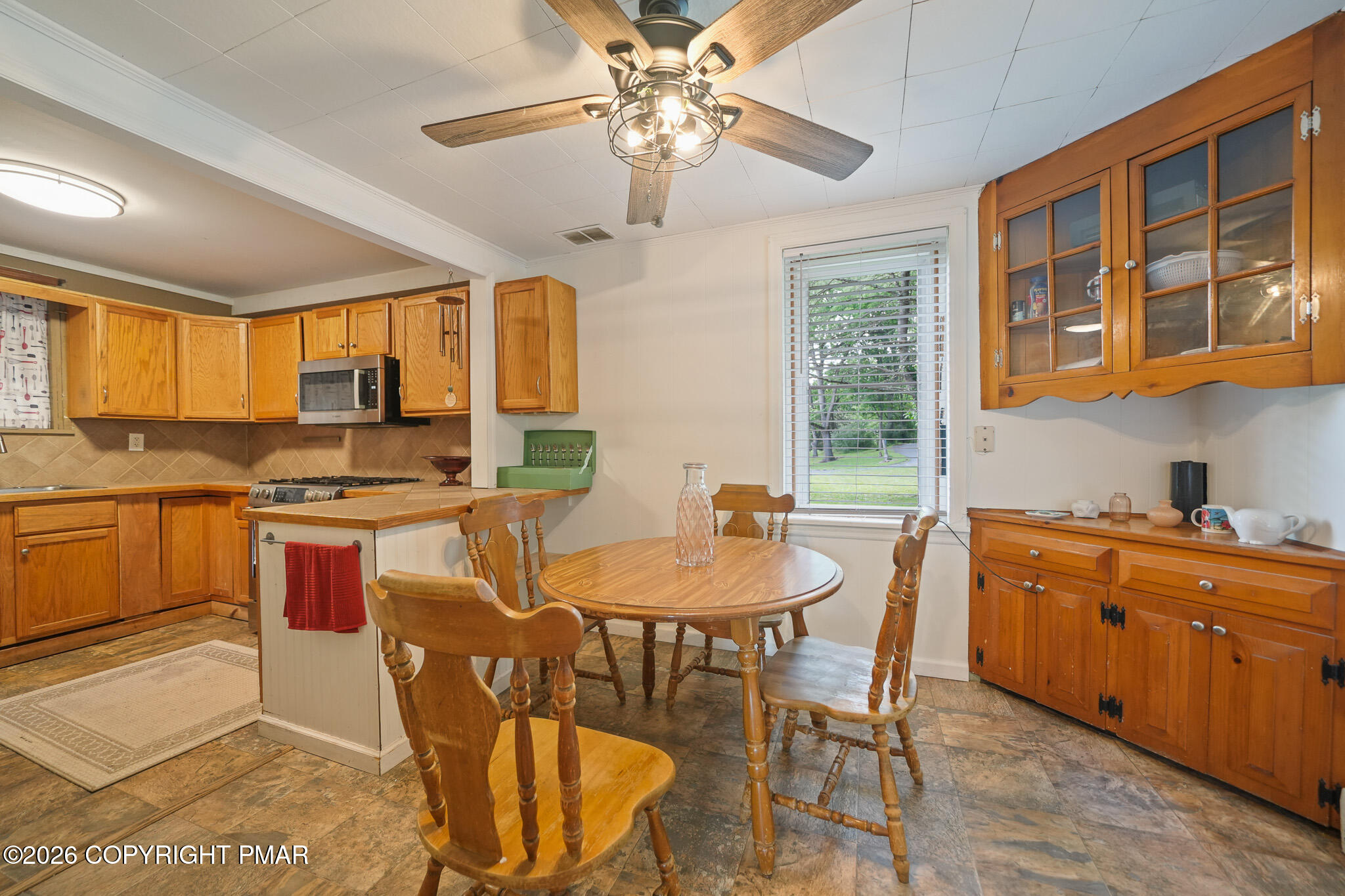 2229 Smith Road Stroudsburg, PA 18360 - Photo 5 of 30 CRN05202