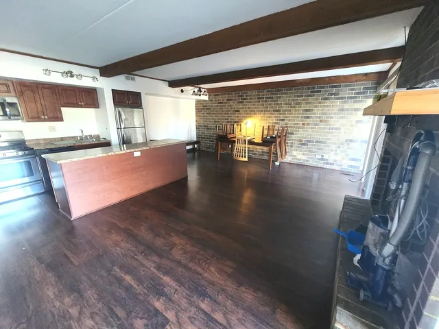 $224,500 | 1503 Kenneth Circle, Elgin, IL 60120