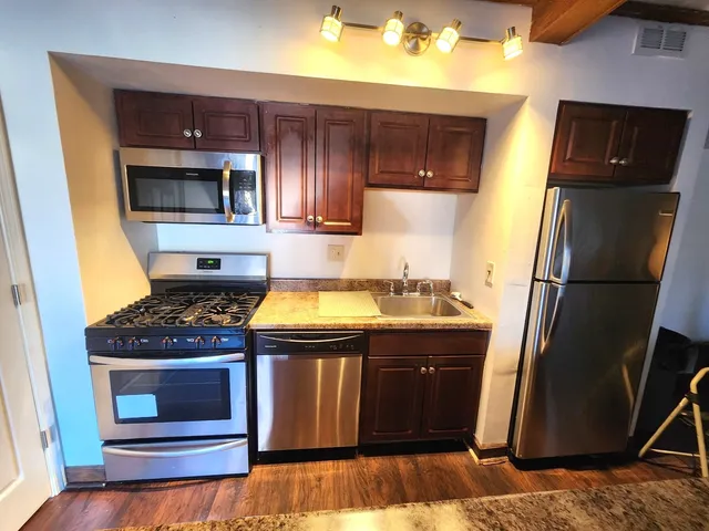 $224,500 | 1503 Kenneth Circle, Elgin, IL 60120