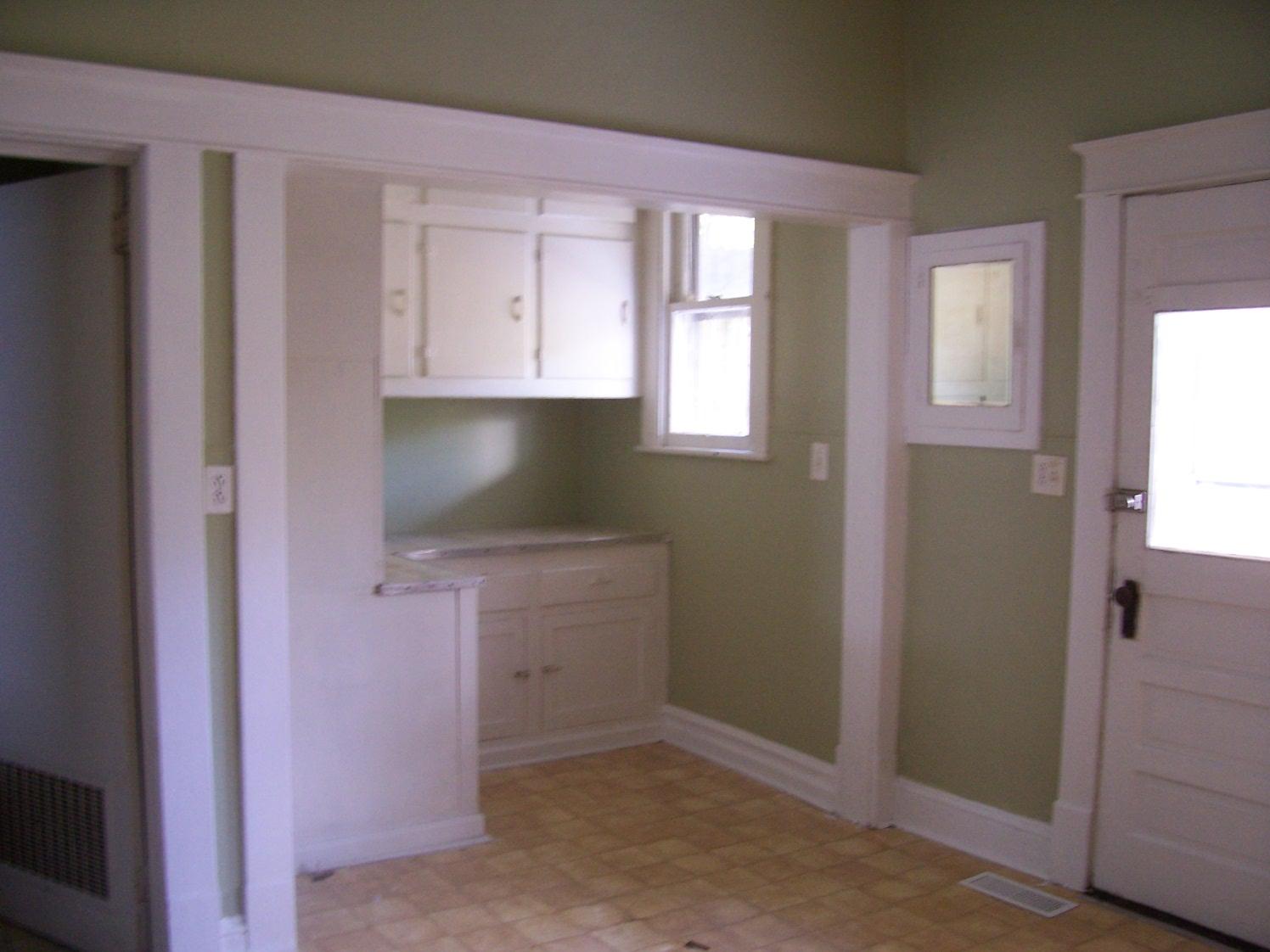 212 West Ridgeway Street Clifton Forge, VA 24422 - Photo 6 of 18 100_9328