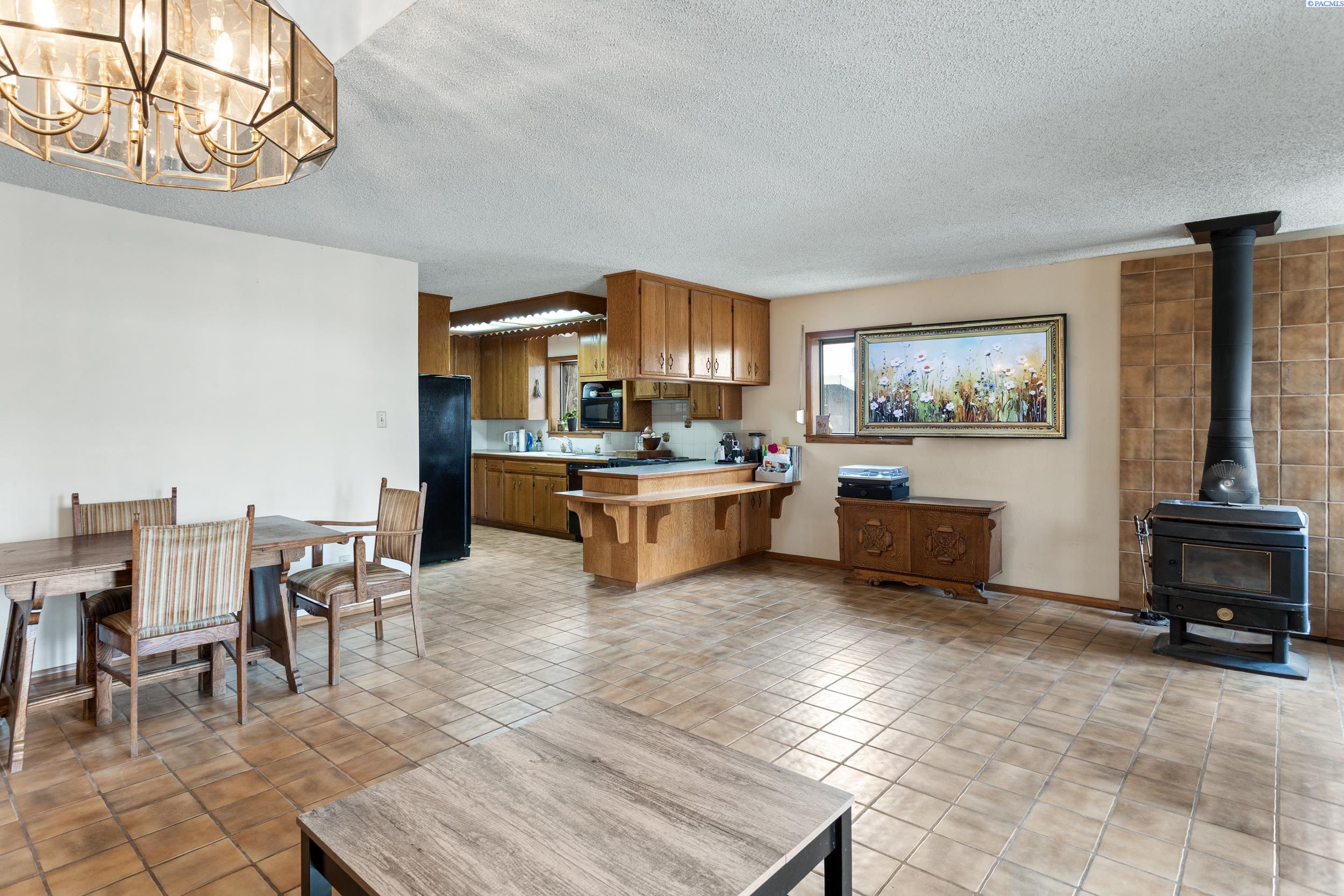12101 South Smith Road Prosser, WA 99350 - Photo 8 of 34 Gallery Image 8