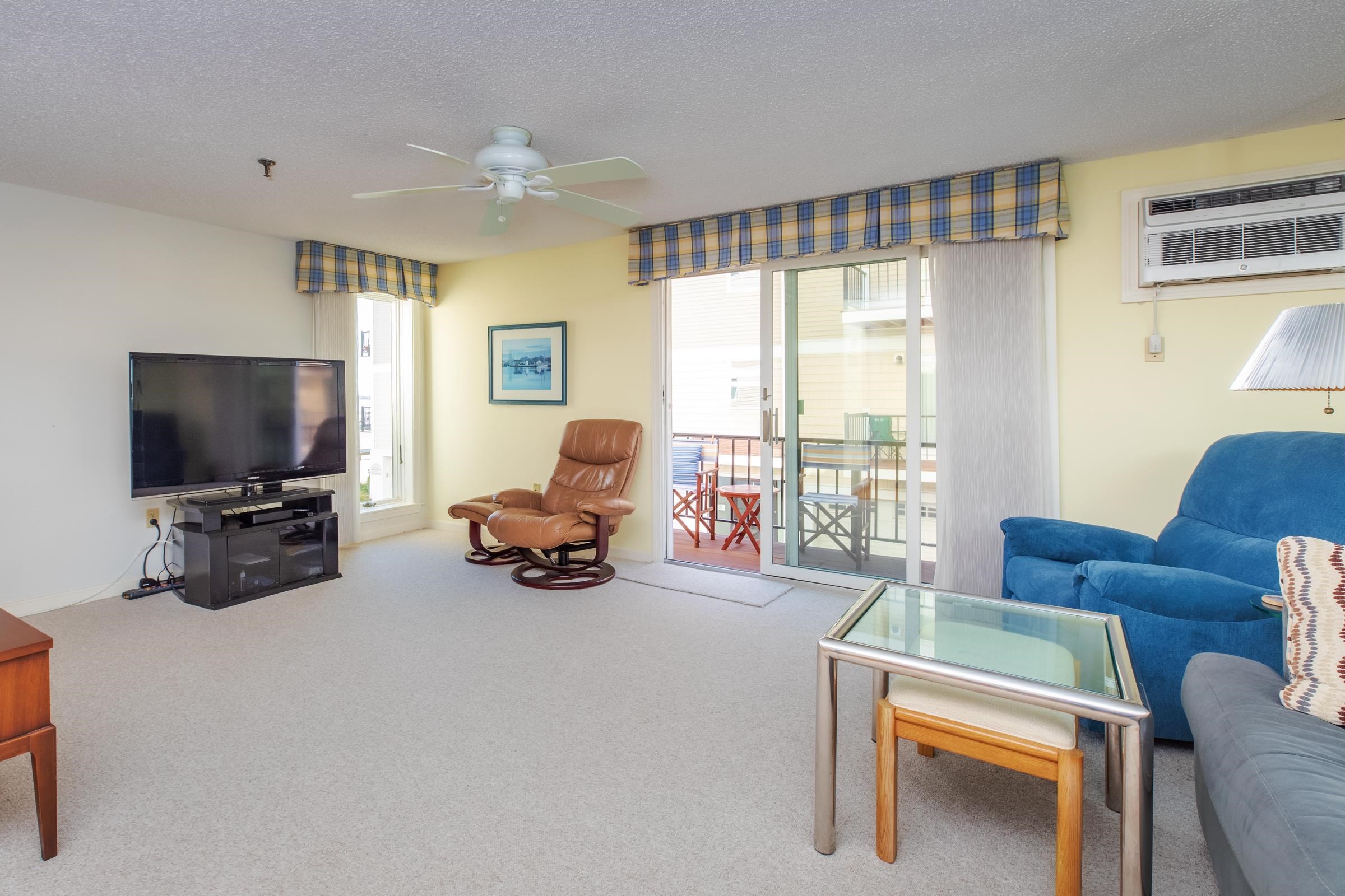407 Ocean Boulevard, Unit A2 Hampton, NH 03842 - Photo 7 of 26
