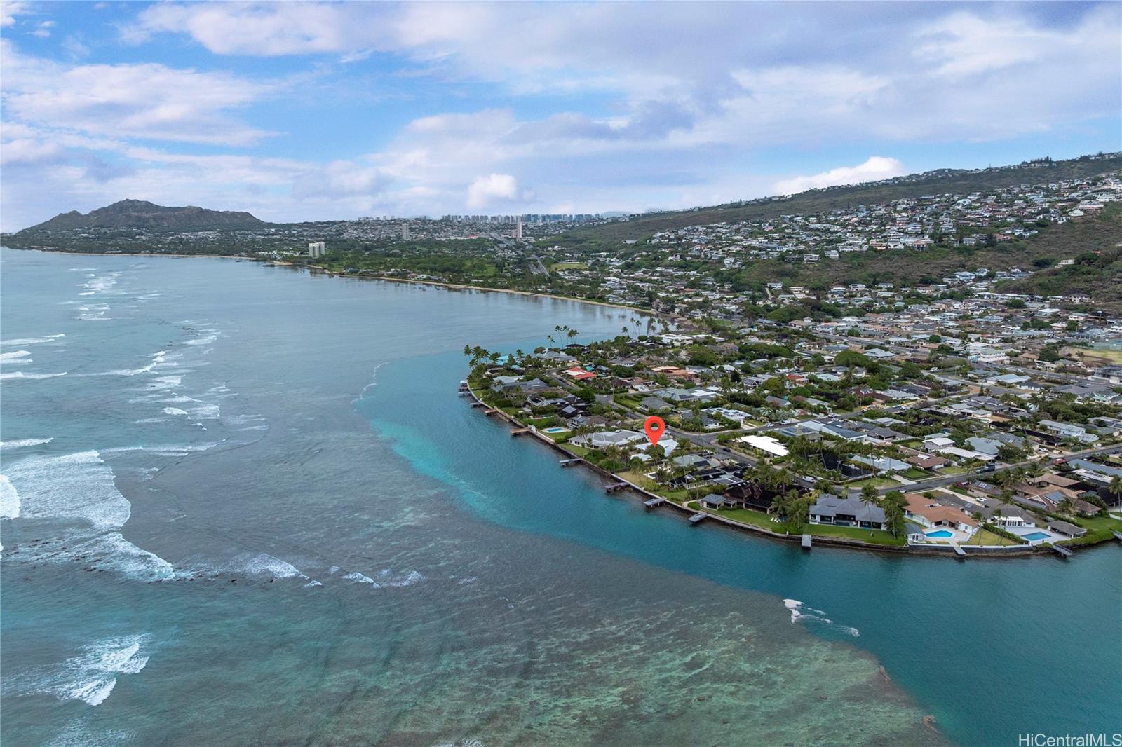 268 Wailupe Circle Honolulu, HI 96821 - Photo 1 of 1 a view of a lake with a mountain