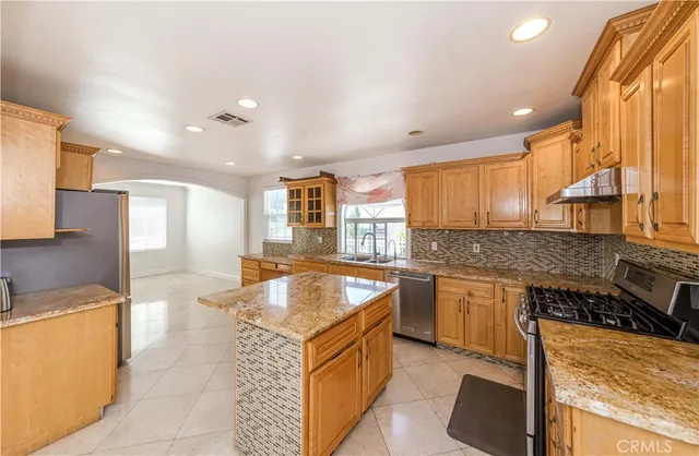 $1,690,000 | 731 South Michillinda Avenue, Pasadena, CA 91107