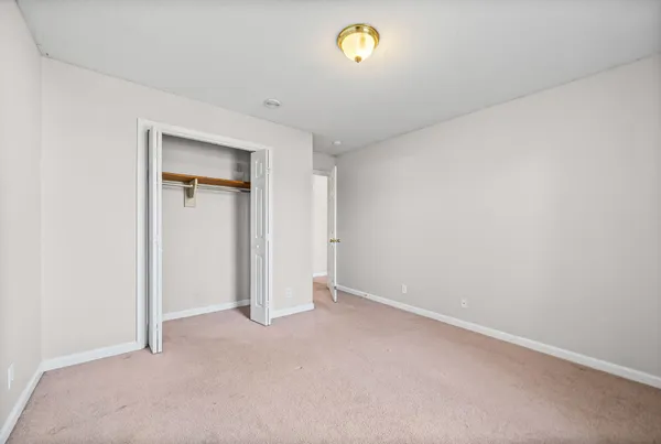 $1,695 | 636 Fallbrook Lane, Clarksville, TN 37040