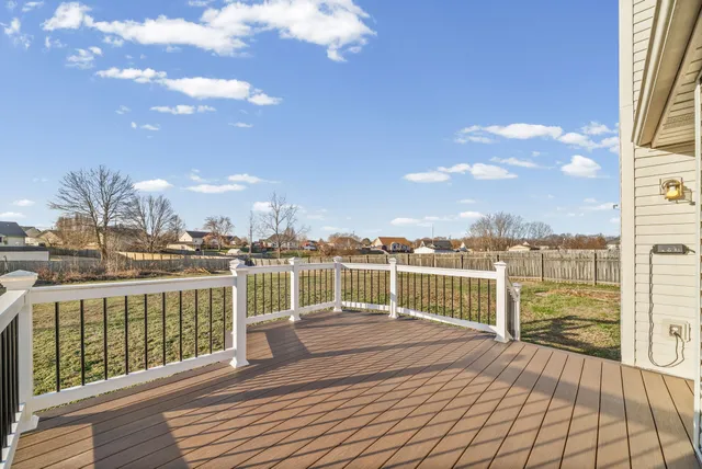 a view of balcony with city view