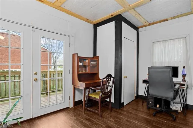 $199,900 | 210 West King Street, King, NC 27021