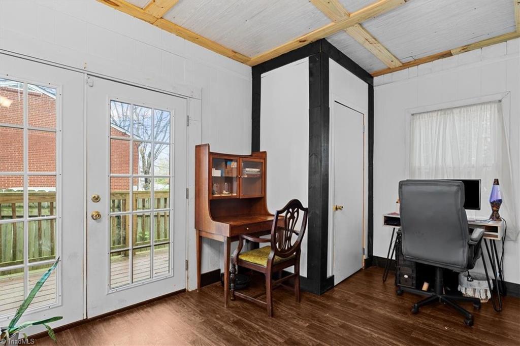 210 West King Street King, NC 27021 - Photo 19 of 49