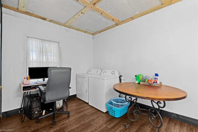 $199,900 | 210 West King Street, King, NC 27021