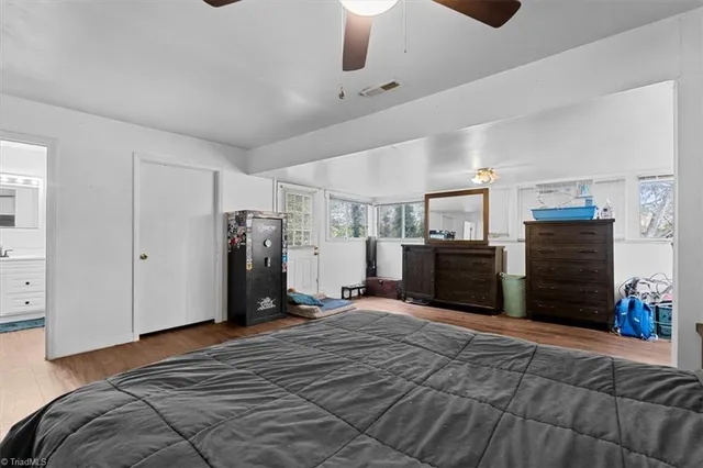 $199,900 | 210 West King Street, King, NC 27021