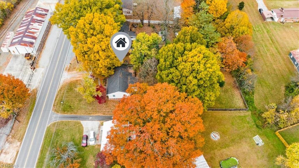 210 West King Street King, NC 27021 - Photo 40 of 49