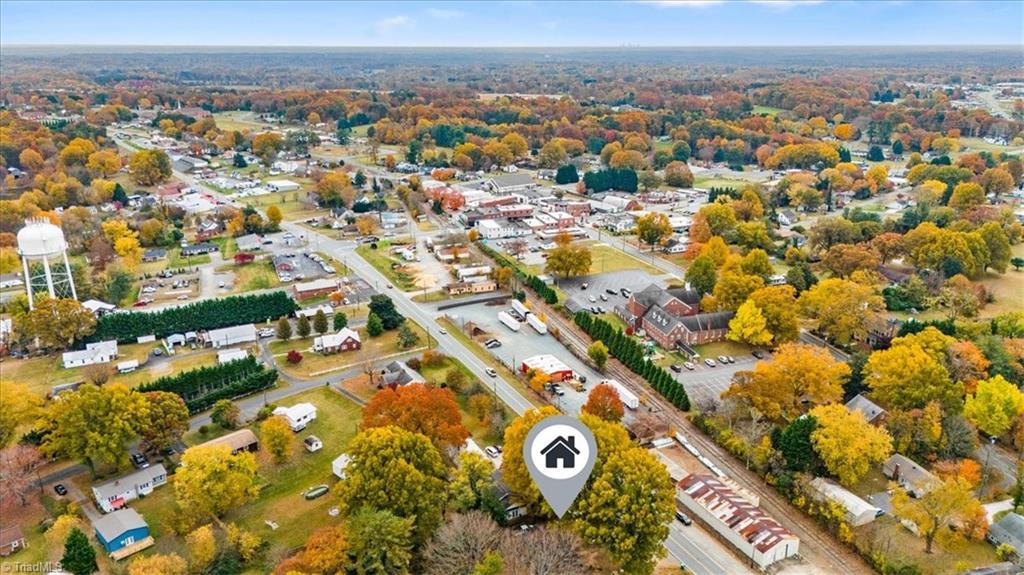 210 West King Street King, NC 27021 - Photo 44 of 49