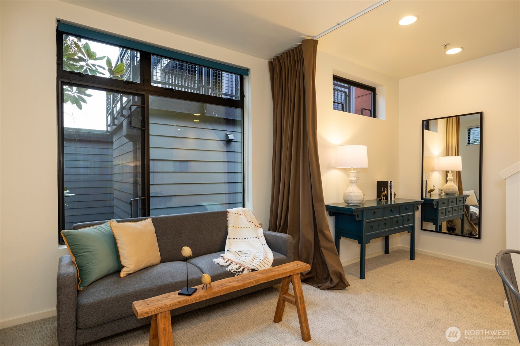 1810 11th Avenue, Unit A Seattle, WA 98122 - Photo 20 of 35