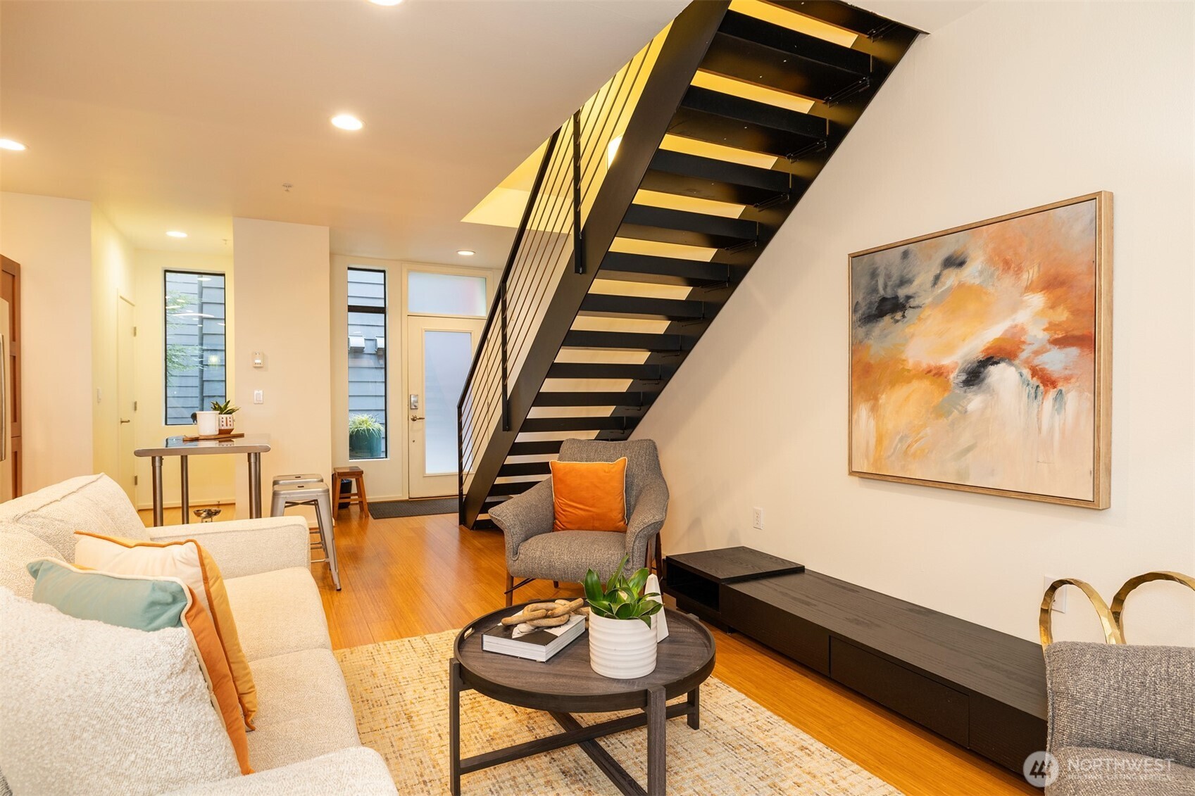 1810 11th Avenue, Unit A Seattle, WA 98122 - Photo 4 of 35