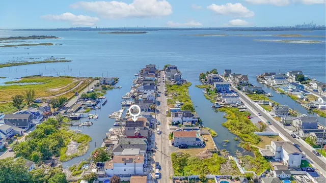 $819,000 | 20 West 18th Road | Broad Channel