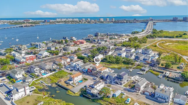 $819,000 | 20 West 18th Road | Broad Channel