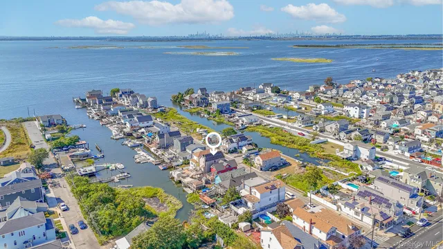 $819,000 | 20 West 18th Road | Broad Channel