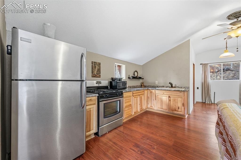 553 Arrowhead Road Florissant, CO 80816 - Photo 8 of 19