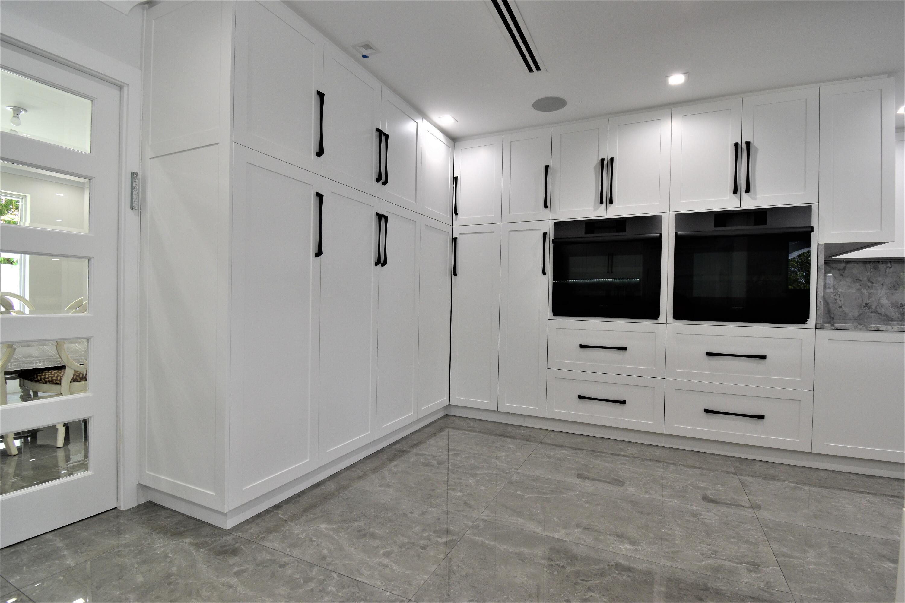 20950 Pinar Trail Boca Raton, FL 33433 - Photo 24 of 90 Kitchen